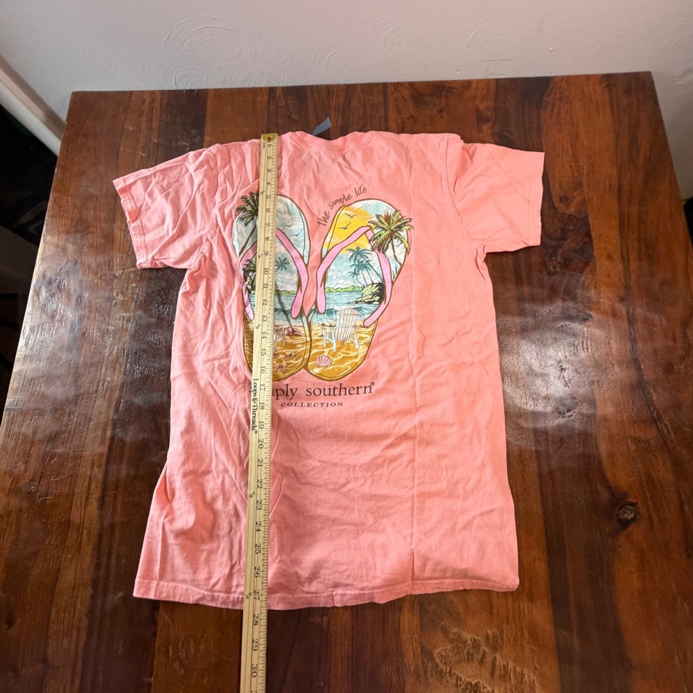 Simply Southern Coral Pink Graphic T-Shirt Medium Flip Flops Beach Scene Cotton - Picture 7 of 7